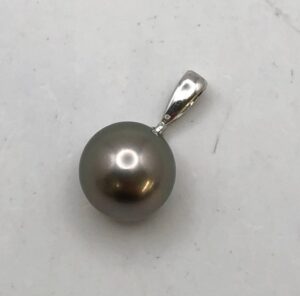 タサキ(田崎) 黒蝶真珠 大阪 買取 |ペンダントトップ 10.1mmを高価買取しました。