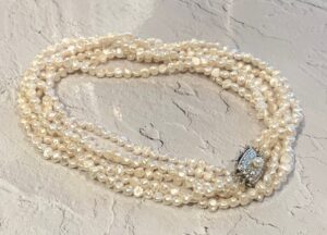 タサキ(田崎) ケシ真珠 神戸 買取 |ネックレス 約3.5~4mmを高価買取しました。