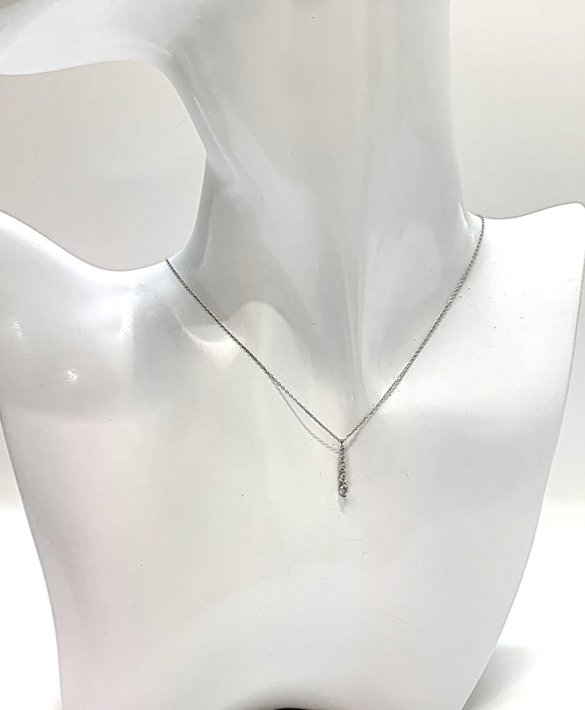 pt850 買取価格 ｜ダイヤモンド[VENDOME Aoyama ヴァンドーム青山 PT950 / PT850 コンビ 5連 ダイヤモンド総計 0.18ｃｔ ネックレス プラチナ 42ｃｍ 1.8ｇ]を買取しました。【真珠買取リパール】