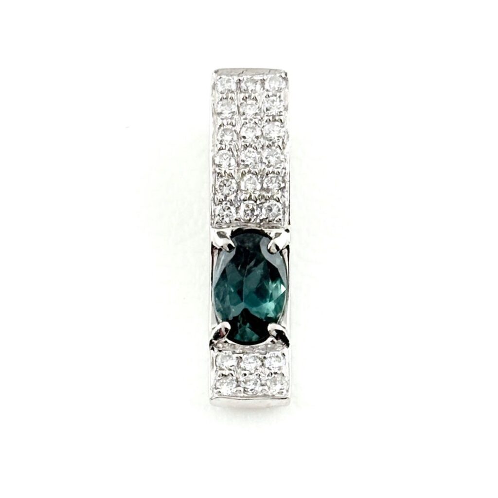 pm900とは｜ダイヤモンド[アレキサンドライト ペンダントトップ プラチナ メレダイヤ ペンダントトップ Pt900 アレキサンドライト]を買取しました。【真珠買取リパール】