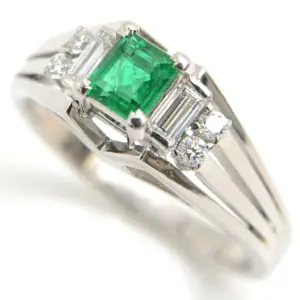 pm900 買取価格 ｜エメラルド [ミキモト エメラルド ダイヤ リング 7.5号 E0.28ct Pm900]を買取しました。【真珠買取リパール】