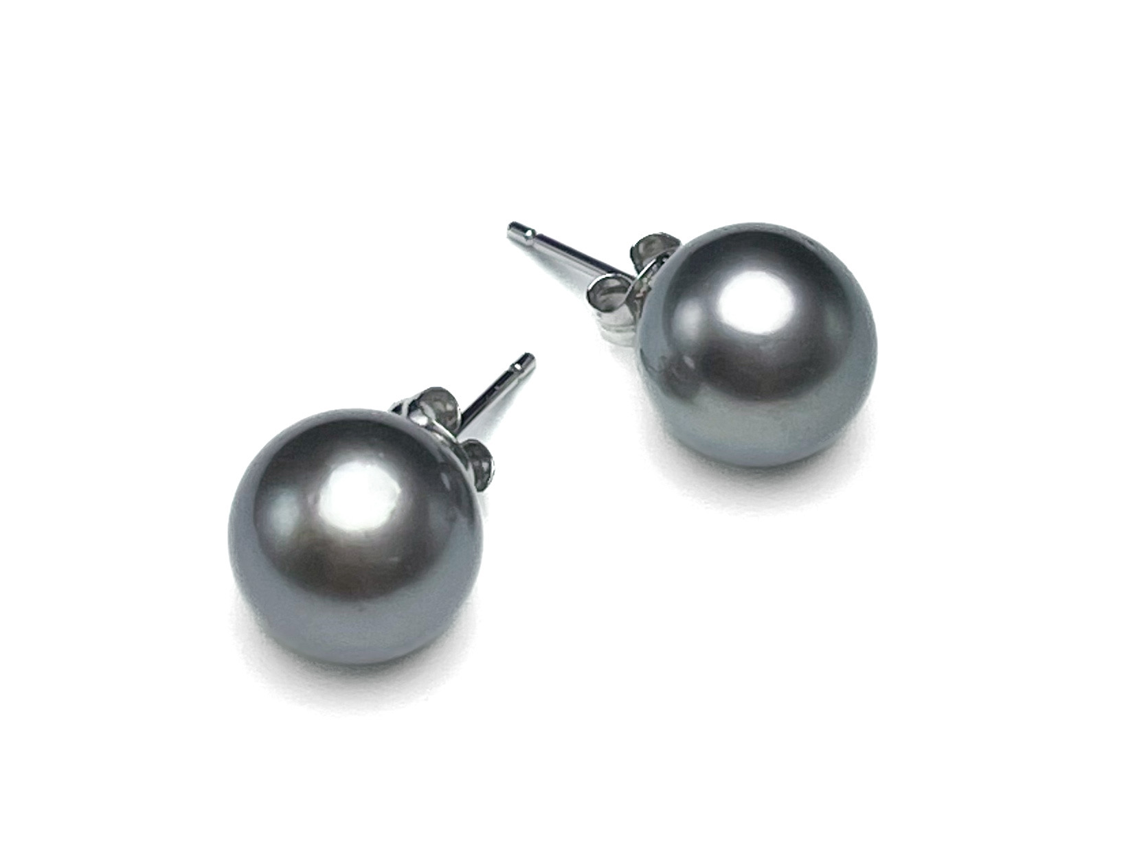 プラチナ ピアス