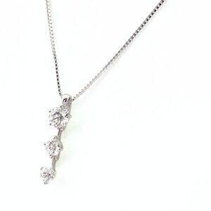 プラチナ ダイヤ ネックレス 相場 ｜ダイヤモンド[タサキ TASAKI メレダイヤ デザインネックレス プラチナ ペンダント ネックレス Pt900 Pt850]を買取しました。【真珠買取リパール】