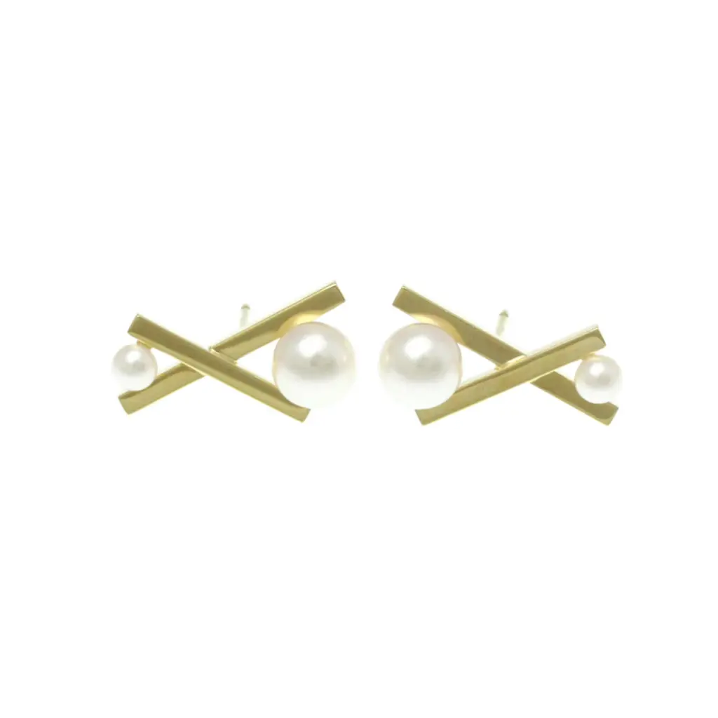 真珠買取値段つかない ｜アコヤ真珠 [タサキ バランス クロス ピアス]を買取しました。【真珠買取リパール】