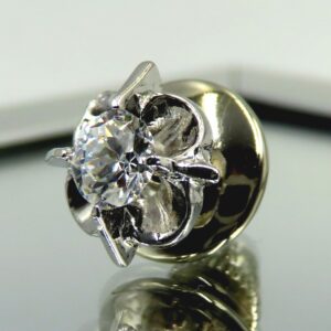 真珠 ブローチ 買取 ｜ダイヤモンド[◇ダイヤモンドカット 立爪留め タイタックピン ピンブローチ クリアストーン シルバーカラー]を買取しました。【真珠買取リパール】