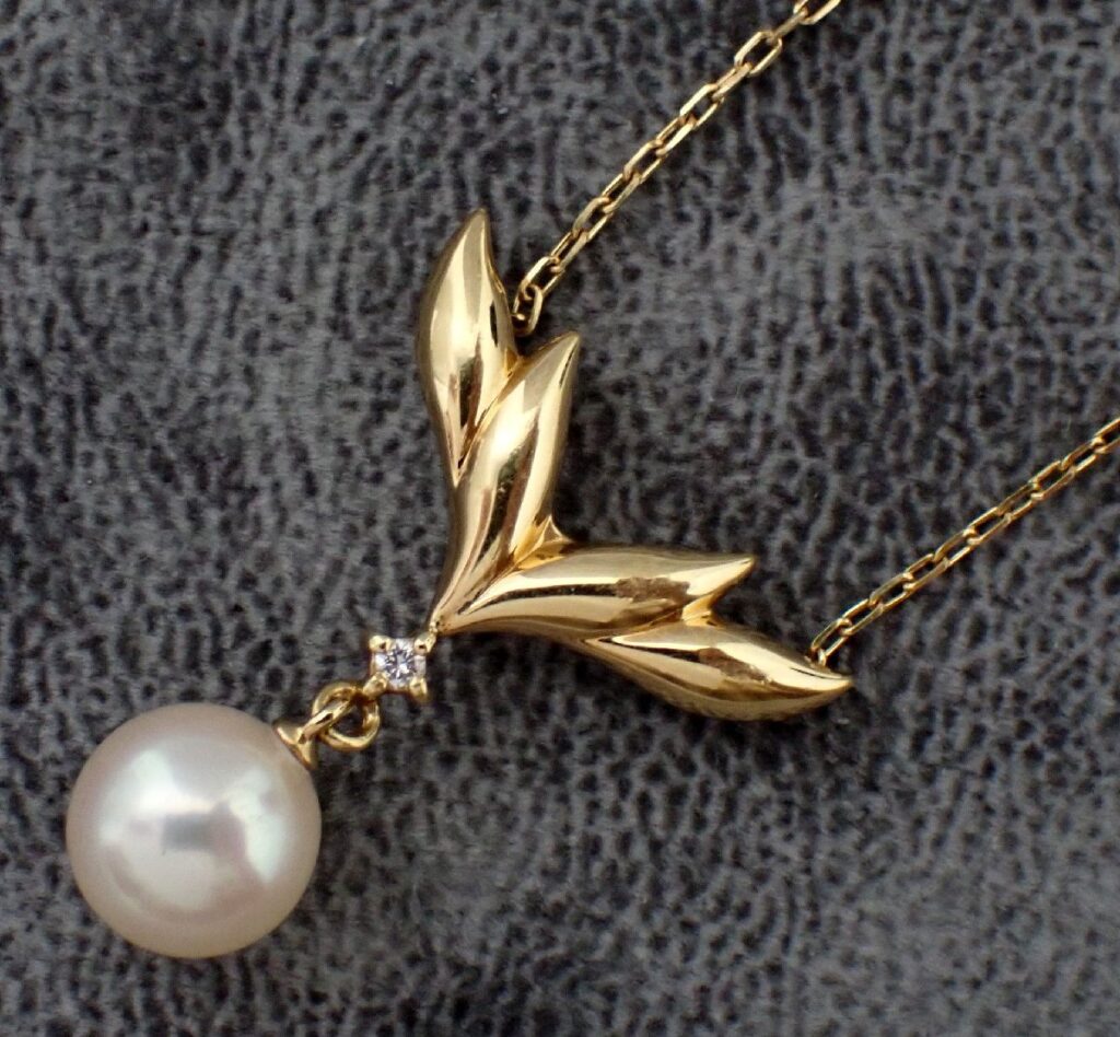 18金 ネックレス 20g 買取 ｜貴金属 [ミキモト 7mm K18YG パール ダイヤモンド ネックレス]を買取しました。【真珠買取リパール】