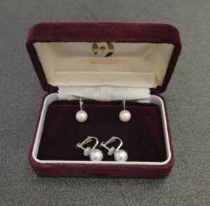 k14wg 相場 ｜アコヤ真珠[タサキパール・ノーブランドイヤリング2点セット シルバー K14WG]を買取しました。【真珠買取リパール】