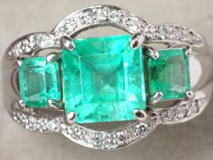 エメラルド 指輪 買取相場 ｜エメラルド[Pt1000 天然エメラルド 天然ダイヤモンド 2.02ct/0.10ct/5.8g]を買取しました。【真珠買取リパール】