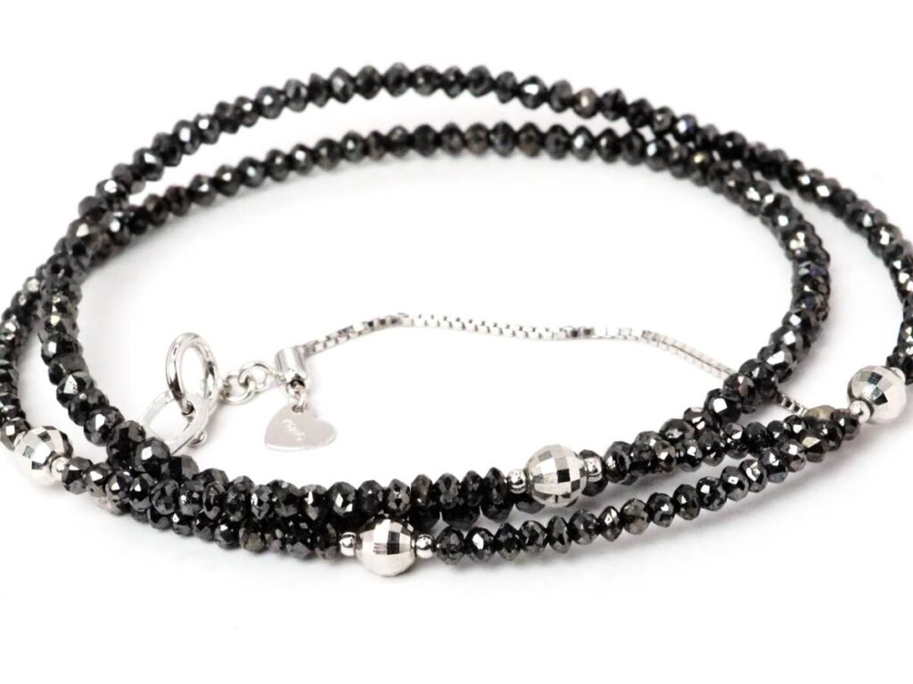 ブラックダイヤモンド 天然 値段 ｜ダイヤモンド[K18WG 天然ブラックダイヤモンド 20.00ct/6.2g ネックレス]を買取しました。【真珠買取リパール】