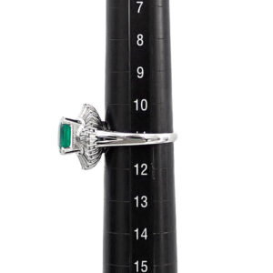 テーパーカット ダイヤ ｜ダイヤモンド[タサキ エメラルド ダイヤモンド Pt900 TASAKI 変形カット ファンシーカット テーパーカット]を買取しました。【真珠買取リパール】