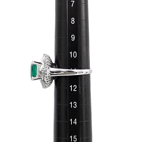 テーパーカット ダイヤ ｜ダイヤモンド[タサキ エメラルド ダイヤモンド Pt900 TASAKI 変形カット ファンシーカット テーパーカット]を買取しました。【真珠買取リパール】