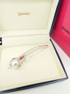 ダイヤモンド ブローチ 買取価格 ｜ダイヤモンド[k14 TASAKI パールダイヤモンドブローチ]を買取しました。【真珠買取リパール】