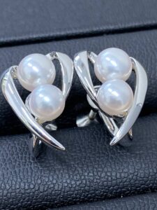 イヤリング 相場 ｜アコヤ真珠[mikimoto パールイヤリング 5.80g 直径6mm]を買取しました。【真珠買取リパール】