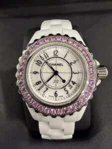 ピンク サファイア 希少 ｜サファイヤ[ピンクサファイア CHANEL J12 H0968 レディース腕時計]を買取しました。【真珠買取リパール】