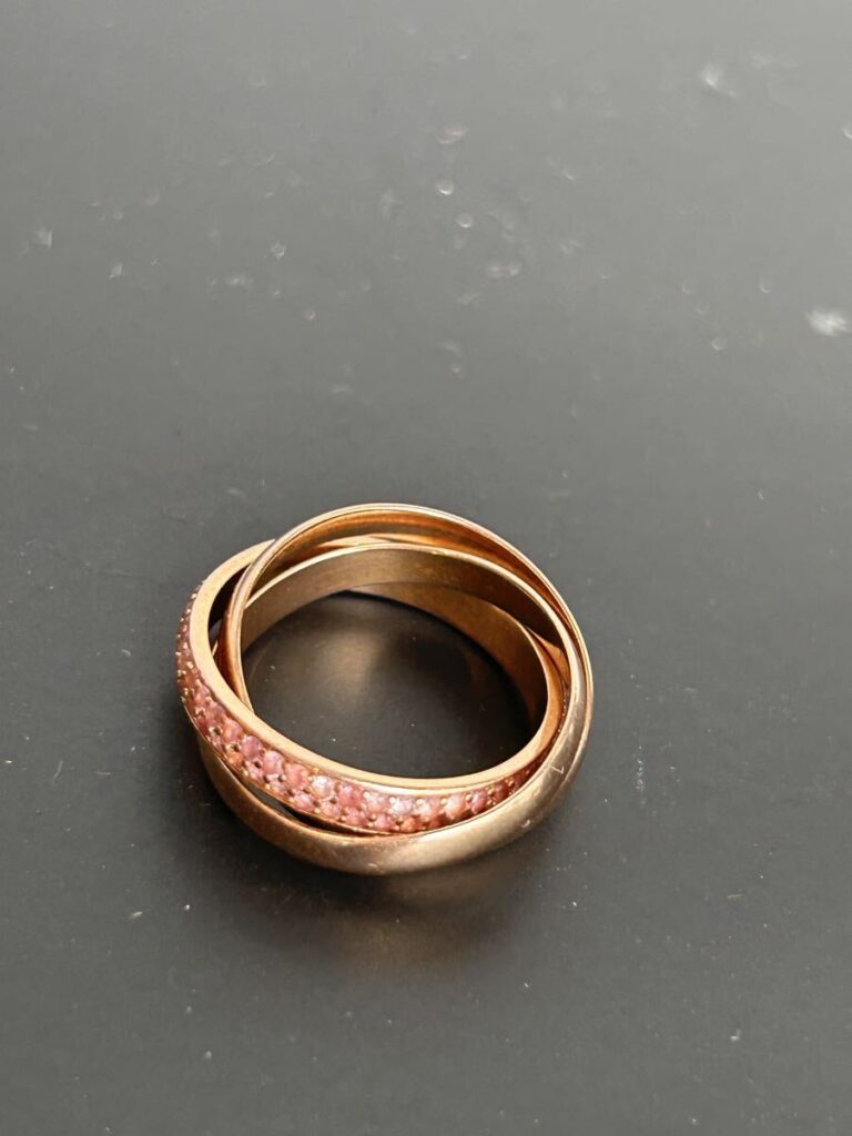 カルティエ 指輪 普段使い ｜サファイヤ[Cartier トリニティリング ピンクサファイア]を買取しました。【真珠買取リパール】