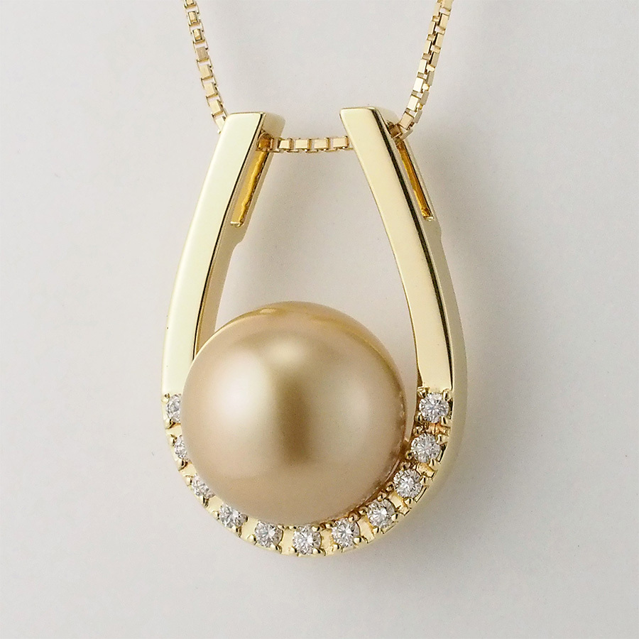 ダイヤモンド ネックレス 買取 ｜ダイヤモンド [タサキ ゴールデンパール ダイヤ/0.10ct ホースシューモチーフネックレス K18YG]を買取しました。【真珠買取リパール】