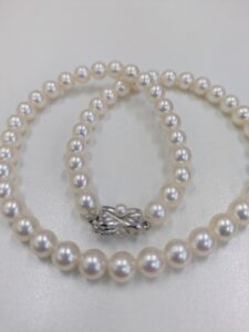 ネックレス買取 ｜アコヤ真珠[TASAKI 田崎 タサキ ピンク系　アコヤ真珠 あこや パール ネックレス ジュエリー 約7.5mm akoya pearl jewely SILVER]を買取しました。【真珠買取リパール】