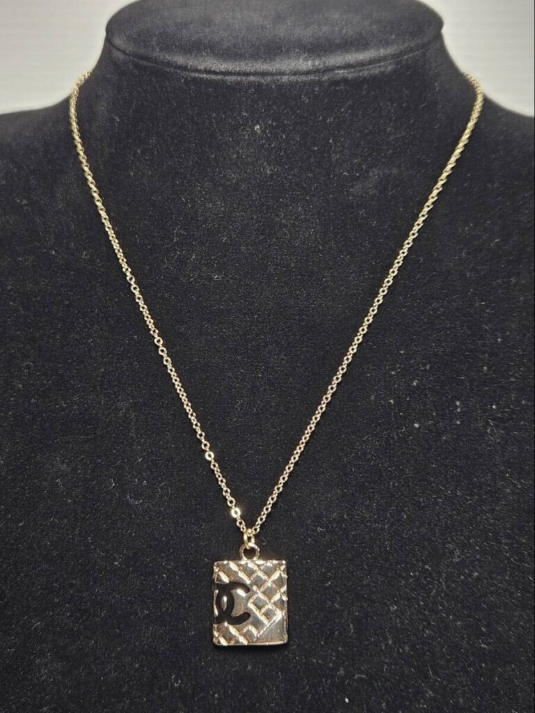 シャネル マトラッセ 23 ｜ジュエリー[シャネル マトラッセ]を買取しました。【真珠買取リパール】