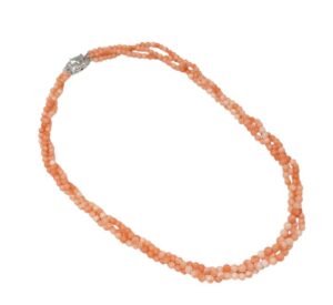 ピンク珊瑚 ネックレス 買取 ｜珊瑚 [TASAKI ピンクサンゴ 3連ねじり ボリュームネックレス]を買取しました。【真珠買取リパール】