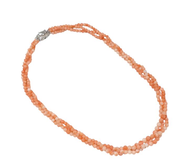 ピンク珊瑚 ネックレス 買取 ｜珊瑚 [TASAKI ピンクサンゴ 3連ねじり ボリュームネックレス]を買取しました。【真珠買取リパール】