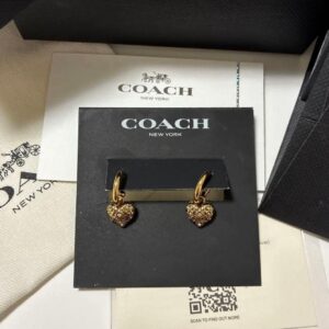コーチ ピアス ハート｜ダイヤモンド[COACH キルテッド シグネチャー ハート ハギー ピアス]を買取しました。【真珠買取リパール】