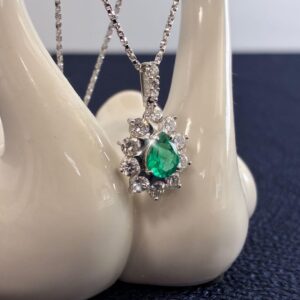 プラチナ 900 買取価格｜エメラルド[【エメラルド＊ダイヤ＊ペンダントヘッド】E1.06ct D1.73ct Pt]を買取しました。【真珠買取リパール】