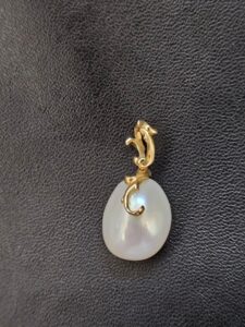 バロックパール ミキモト ｜真珠[k18 バロック　パール　ネックレス　トップ]を買取しました。【真珠買取リパール】