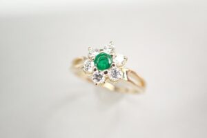エメラルド 指輪 買取 ｜エメラルド[K18 エメラルド0.11ct ダイヤ リング 指輪]を買取しました。【真珠買取リパール】