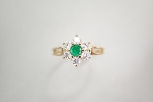 エメラルド買取 ｜エメラルド[K18 エメラルド0.11ct ダイヤ リング 指輪]を買取しました。【真珠買取リパール】