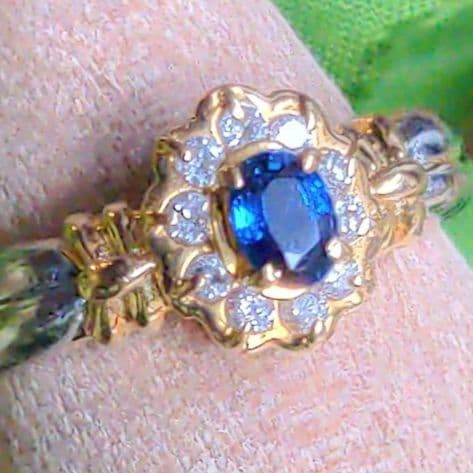 pt900 ダイヤ ピアス ｜サファイア[★pt900＆K18★ブルーサファイア ダイヤモンド取巻きFLOWERリング指輪]を買取しました。【真珠買取リパール】