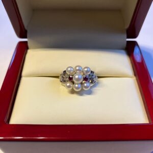 ルビー 価格 表 ｜ルビー[TASAKI リング　パール　シルバー　フラワーモチーフ ルビー]を買取しました。【真珠買取リパール】