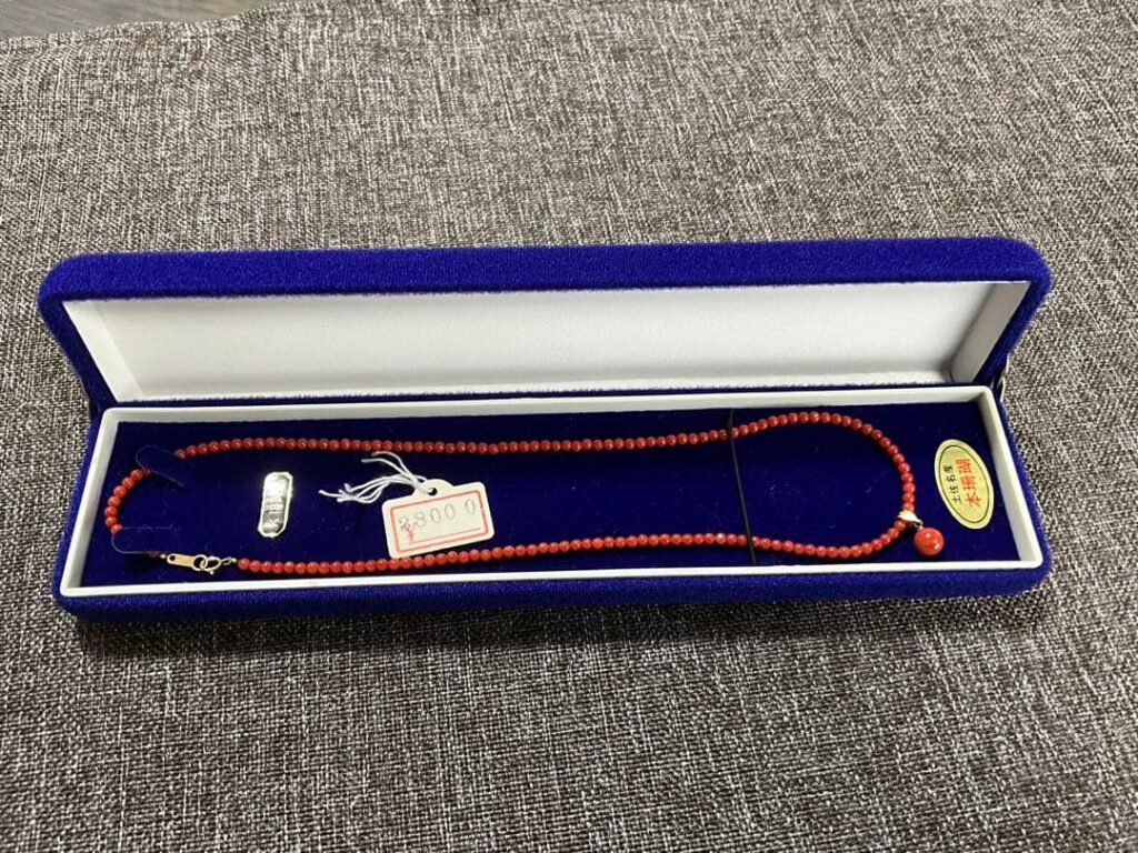 赤本 買取 ｜珊瑚[血赤珊瑚　天然珊瑚 ネックレス 18金金具]を買取しました。【真珠買取リパール】
