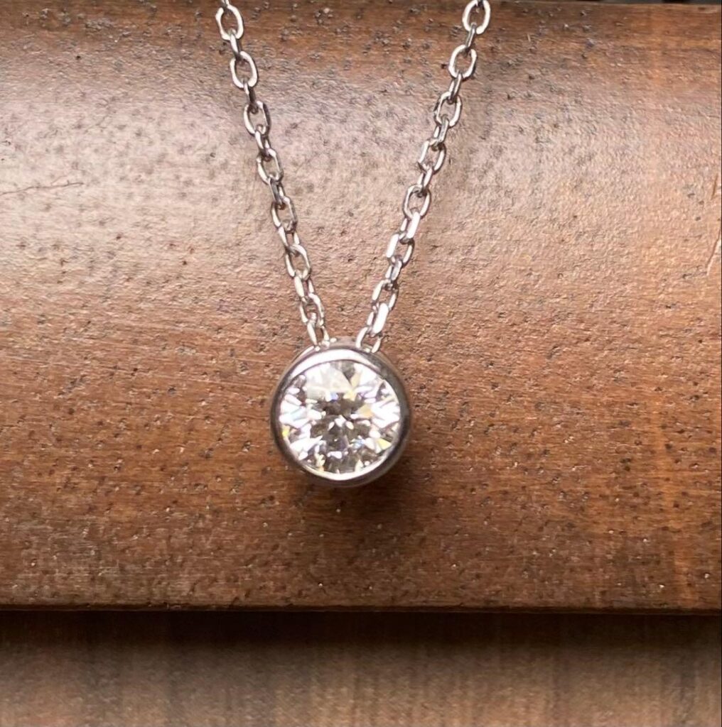 ダイヤ 0.5カラット 買取 ｜ダイヤモンド[ミキモト、Pt950 、ダイヤモンド、0.50ct 、ネックレス、プラチナ、一粒]を買取しました。【真珠買取リパール】