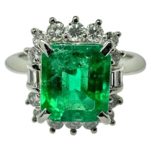 エメラルド1カラット 値段 ｜エメラルド[11.5号 エメラルド 1.35ct ダイヤモンド 計0.43ct リング・指輪 Pt900プラチナ 5.9g レディース]を買取しました。【真珠買取リパール】