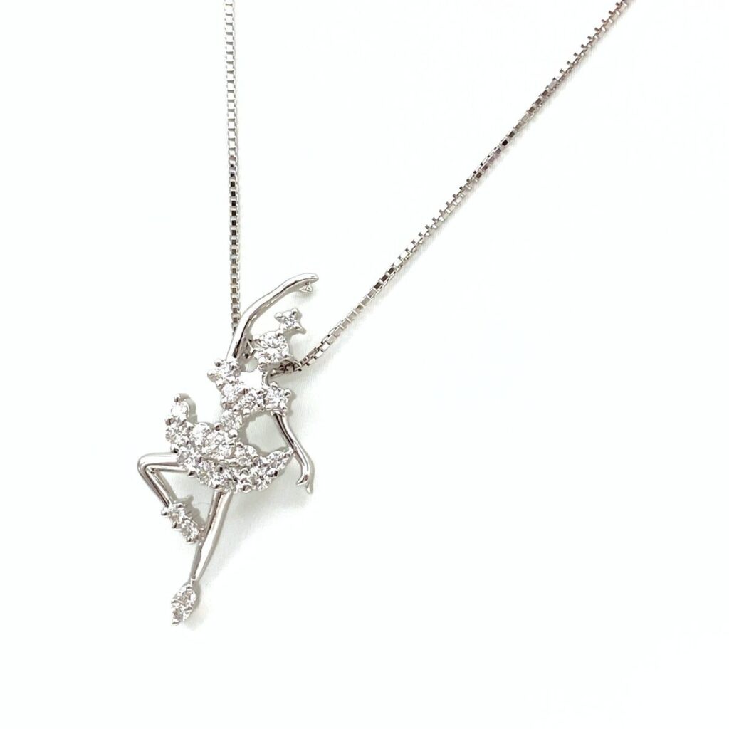 ダイヤ 0.7カラット 買取価格 ｜ダイヤモンド[タサキ TASAKI ドールモチーフ デザインネックレス WG ホワイトゴールド ペンダント メレダイヤ 人形 ネックレス K18 WG]を買取しました。【真珠買取リパール】