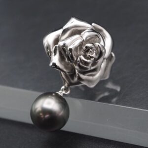 ブローチ 黒蝶真珠 買取 ｜ローズデザイン シルバーブローチ 7.2g