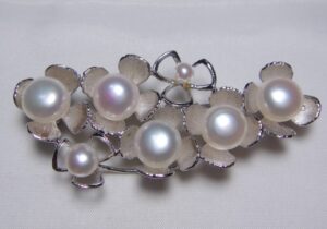 ブローチ 淡水パール 買取 ｜パールブローチ