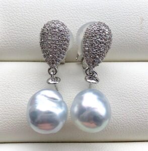 ピアス・イヤリング ケシ真珠 買取 ｜パールイヤリング