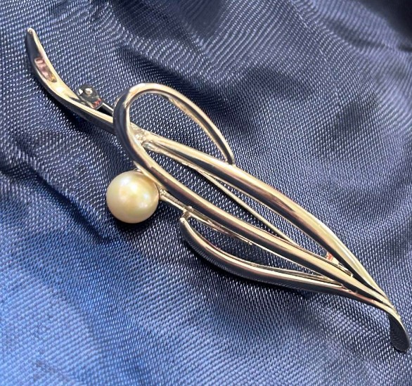 ブローチ マジョリカパール 買取 ｜パールブローチ