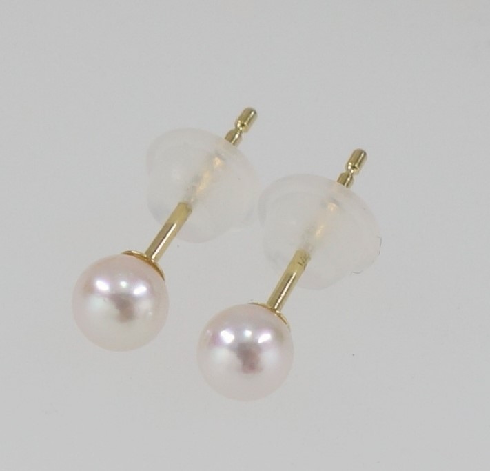 ピアス・イヤリング アコヤ真珠 買取 ｜パールピアス