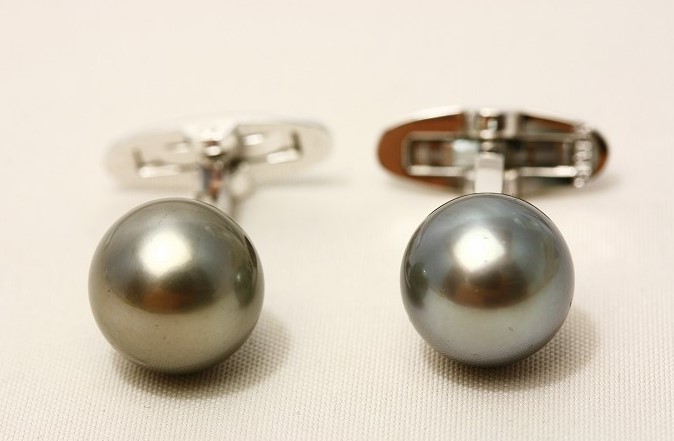カフス 黒蝶真珠 買取 ｜パールカフス