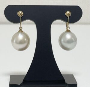 ピアス・イヤリング 白蝶真珠 買取 ｜パールイヤリング 4.5g