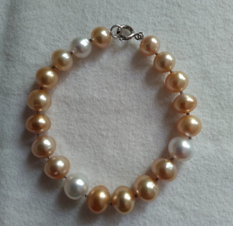 ブレスレット 白蝶真珠 買取 ｜パールブレスレット 18g