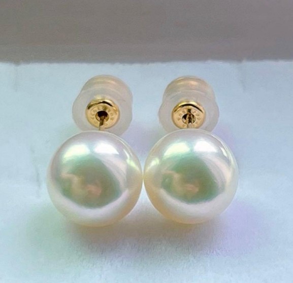 ピアス・イヤリング 花珠真珠 買取 ｜オーロラ パールピアス