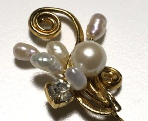 ブローチ ケシ真珠 買取 ｜パールブローチ 3.5g