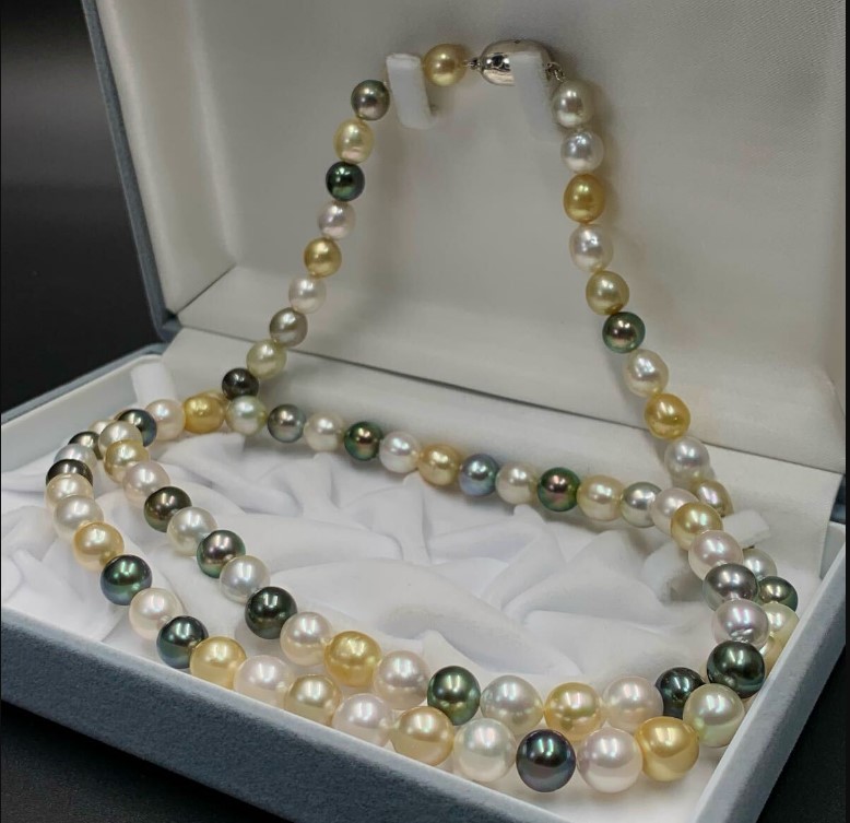 ネックレス 白蝶真珠 買取 ｜マルチカラー パールネックレス 約84.4g