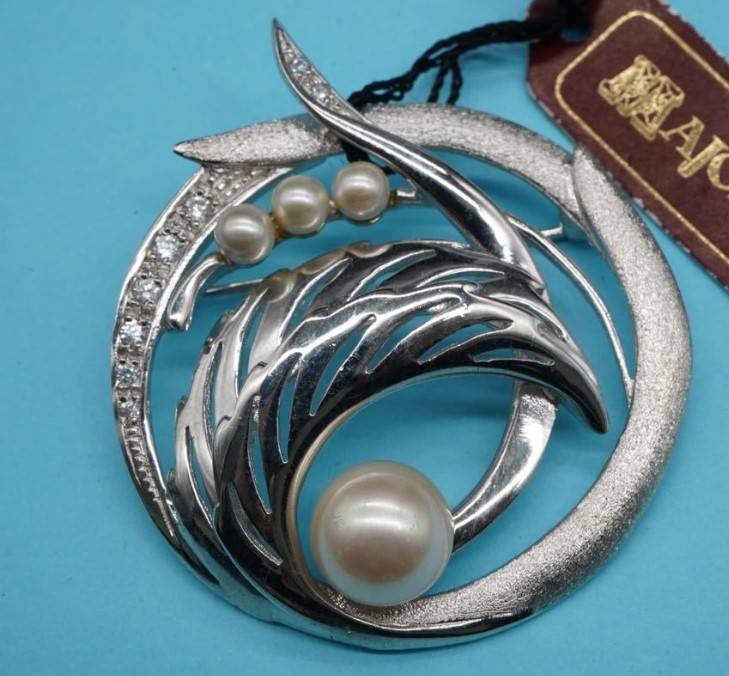 ブローチ マジョリカパール 買取 ｜パールブローチ