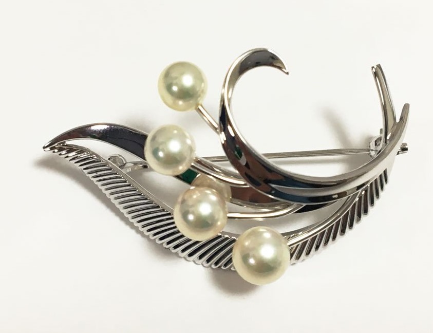 ブローチ アコヤ真珠 買取 ｜ミキモト リーフモチーフ パールブローチ 5.8g