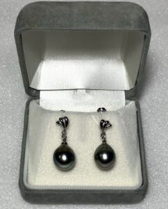 ピアス・イヤリング 黒蝶真珠 買取 ｜パールイヤリング 4.4g