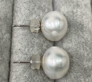 ピアス・イヤリング 白蝶真珠 買取 ｜スタッドパールピアス 4.4g